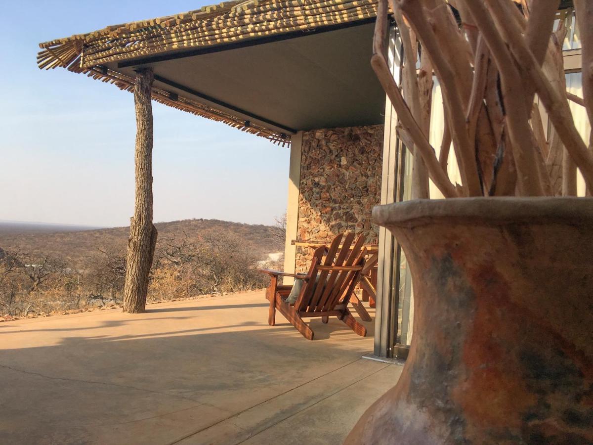 Okutala Etosha Lodge Оучо Экстерьер фото